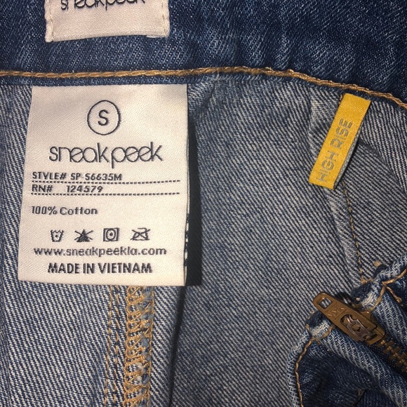 Distressed jean pencil skirt - Picture 3 of 3